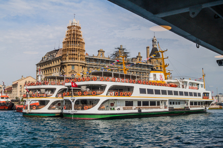 ISTANBUL, TURKEY - MAY 1, 2017: Haydarpasa Train Station in Istanbul, Turkeyのeditorial素材