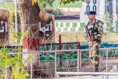 WAGAH, INDIA - JANUARY 26, 2017: Soldier guarding at India-Pakistan border in Wagah in Punjab, India.のeditorial素材