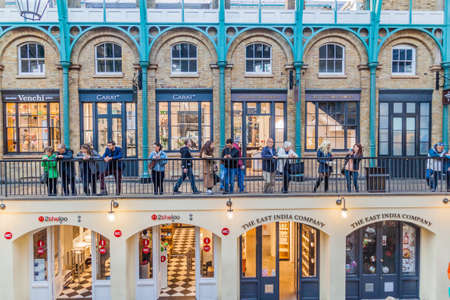 LONDON, UNITED KINGDOM - OCTOBER 4, 2017: View of Covent Garden market in London.のeditorial素材