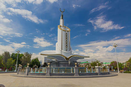 ASHGABAT, TURKMENISTAN - APRIL 18, 2018: Monument in White City Ashgabat Park in Ashgabat, capital of Turkmenistanのeditorial素材