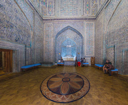 KHIVA, UZBEKISTAN - APRIL 26, 2018: Interior of the Pakhlavan Makhmoud Mausoleum in the old town of Khiva, Uzbekistan.のeditorial素材