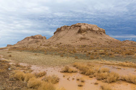 Ruins of Toprak (Topraq) Qala (Kala) fortress in Kyzylkum desert, Uzbekistanのeditorial素材