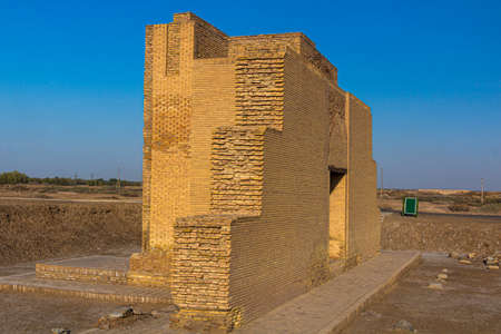 Portal of an unknown building in the ancient Konye-Urgench, Turkmenistan.のeditorial素材