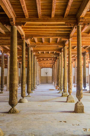 KHIVA, UZBEKISTAN - APRIL 25, 2018: Interior of the Juma Mosque in the old town of Khiva, Uzbekistanのeditorial素材