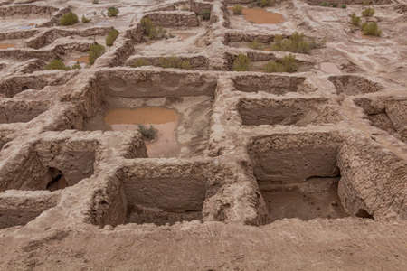 Ruins of Toprak (Topraq) Qala (Kala) fortress in Kyzylkum desert, Uzbekistanのeditorial素材