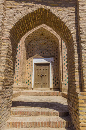 Old gate in the old town of Khiva, Uzbekistan.のeditorial素材