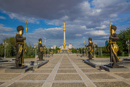 ASHGABAT, TURKMENISTAN - APRIL 17, 2018: Independence monument with Saparmurat Niyazov statue and Turkmen leaders statues in Ashgabat, Turkmenistanのeditorial素材