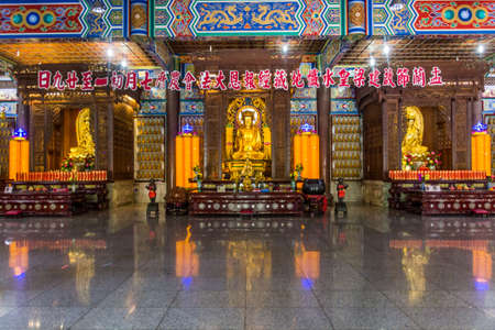 PENANG, MALAYSIA - MARCH 21, 2018: Interior of Kek Lok Si  Buddhist temple in Penang, Malaysiaのeditorial素材