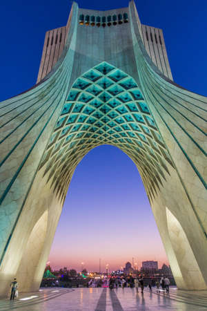 TEHRAN, IRAN - APRIL 2, 2018: Evening view of Azadi Tower (Freedom Tower) in Tehran, Iranのeditorial素材
