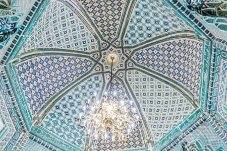 SAMARKAND, UZBEKISTAN: APRIL 27, 2018: Interior of one of the mausoleums of Shah-i-Zinda necropolis  in Samarkand, Uzbekistanのeditorial素材