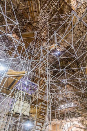 SOLTANIYEH, IRAN - APRIL 13, 2018: Scaffolding in the Dome of Soltaniyeh (Tomb of Oljeitu) in Zanjan province, Iranのeditorial素材
