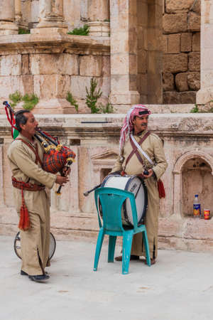 JERASH, JORDAN - APRIL 1, 2017: Musicians at the Southern Theatre in Jerash, Jordanのeditorial素材