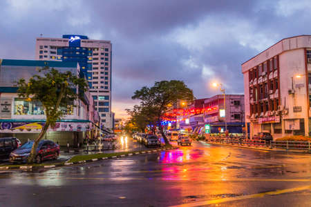 MIRI, MALAYSIA - FEBRUARY 27, 2018: Evening view of streets in Miri, Sarawak, Malaysiaのeditorial素材