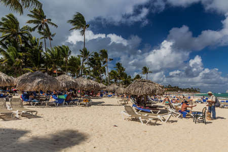 PUNTA CANA, DOMINICAN REPUBLIC - DECEMBER 8, 2018: Tourists enjoy Bavaro beach, Dominican Republicのeditorial素材