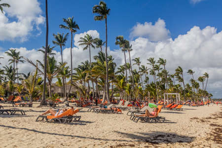 PUNTA CANA, DOMINICAN REPUBLIC - DECEMBER 8, 2018: People enjoy Bavaro beach, Dominican Republicのeditorial素材