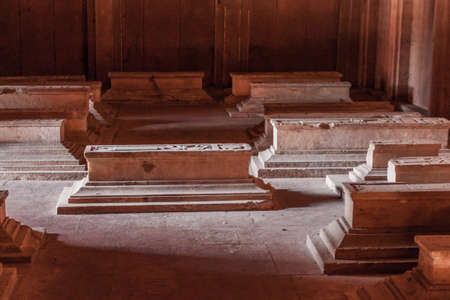 Graves in the tomb Islam Khan in the ancient city Fatehpur Sikri, Uttar Pradesh state, Indiaのeditorial素材