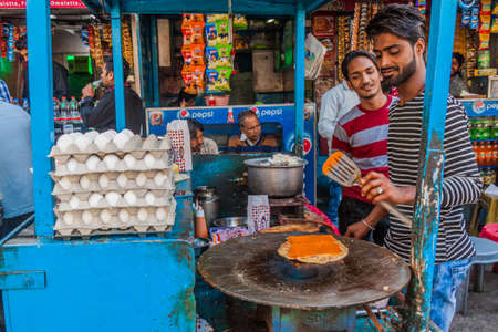 UDAIPUR, INDIA - FEBRUARY 11, 2017: The Egg World food stall in Udaipur, Rajasthan state, Indiaのeditorial素材