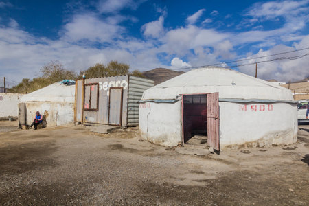 MURGHAB, TAJIKISTAN - MAY 27, 2018: Bazaar of Murghab village in Gorno-Badakhshan Autonomous Region, Tajikistanのeditorial素材