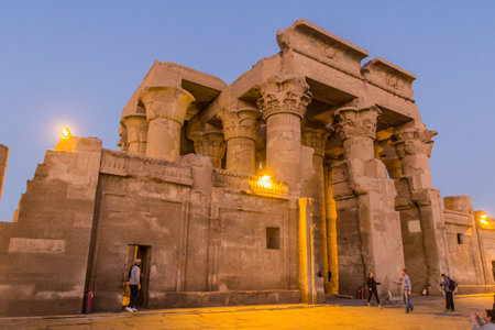 KOM OMBO, EGYPT - FEB 16, 2019: Evening view of Kom Ombo temple, Egyptのeditorial素材