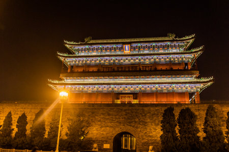 Night view of Zhengyangmen (Gate of the Zenith Sun) in Beijing, Chinaの写真素材