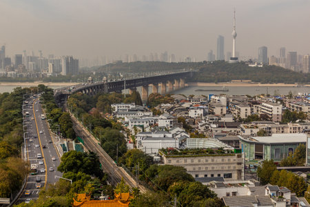 First Bridge over Yangzi river (Chang Jiang) in Wuhan, Hubei province, Chinaのeditorial素材