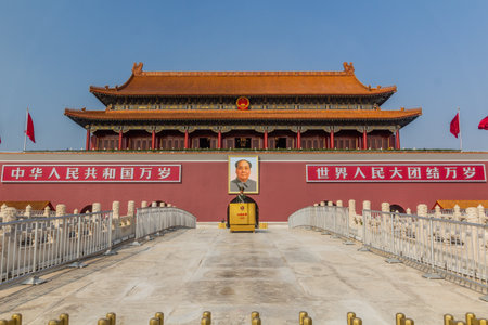 BEIJING, CHINA - OCTOBER 18, 2019: Tiananmen (Heavenly Peace) Gate in Beijing, Chinaのeditorial素材