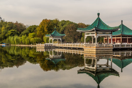 Tourist area at East (Dong) lake in Wuhan, Chinaの写真素材