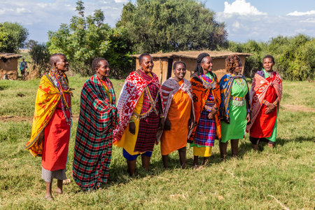 MASAI MARA, KENYA - FEBRUARY 20, 2020: Masai women in their village, Kenyaのeditorial素材