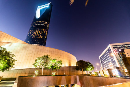 RIYADH, SAUDI ARABIA - NOVEMBER 30, 2021: Evening view of Kingdom Centre building in Riyadh, Saudi Arabiaのeditorial素材