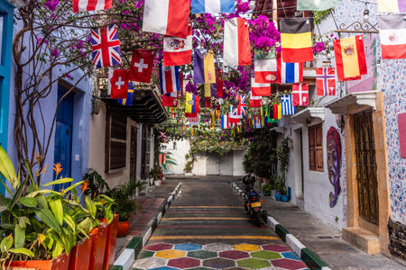 CARTAGENA, COLOMBIA - MARCH 6, 2023: Alley in Getsemani neighborhood of Cartagena de Indias, Colombiaのeditorial素材