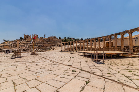 Forum (Oval plaza) of ancient city Jerash, Jordanの写真素材