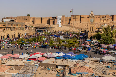ERBIL, IRAQ - OCTOBER 8, 2022: Citadel walls behind the Bakhi Shar (City Park) in Erbil (Hawler), Kurdistan Region of Iraqのeditorial素材