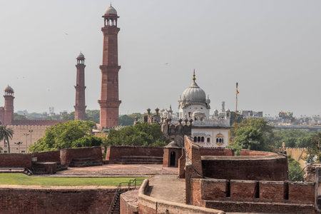 Badshahi Mosque seen from the Lahore Fort, Pakistanの写真素材
