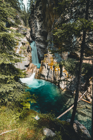 Upper falls Johnston Canyon Waterfall, Banff Nationalpark Canada Alberta.の写真素材