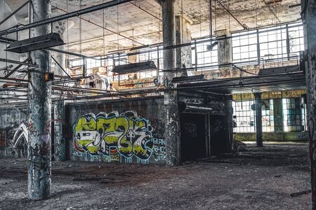 Detroit, Michigan, United States - October 18 2018: View of the abandoned Fisher Body Plant in Detroit. The Fisher Body Plant sprawls multiple city blocks and measures in at 3.5 million square feet. The plant opened in 1903 and closed in 1958 and sits abaのeditorial素材