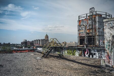 Detroit, Michigan, United States - October 18 2018: View of the abandoned Fisher Body Plant in Detroit. The Fisher Body Plant sprawls multiple city blocks and measures in at 3.5 million square feet. The plant opened in 1903 and closed in 1958 and sits abaのeditorial素材