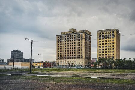 Detroit, Michigan, United States - March 09 2018 : View of Temple Street with Temple Hotel in Brush Park and Midtown in Detroit in Michigan, USA. Detroit is the largest and most populous city in the U.S. state of Michigan, the largest United States city oのeditorial素材