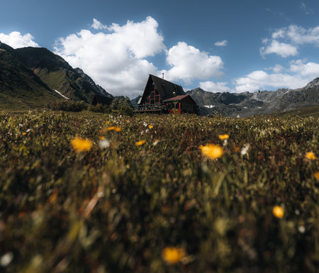 Hatcher Pass Lodge, Alaska, Beautiful holiday destinationの写真素材