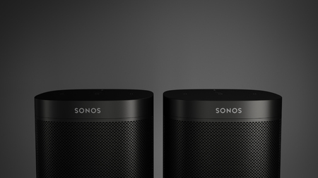 Sonos One Black on dark backroundのeditorial素材
