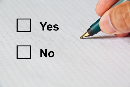 Yes and No paper choices by classic penの写真素材