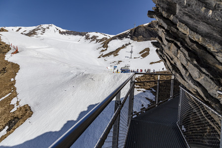 Sky cliff walk on First peak of Alps mountain at Grindelwald Switzerland , metal cliff-walkのeditorial素材