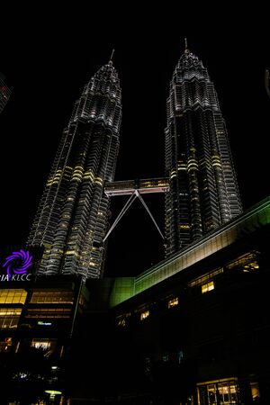2018 sight of the towers Petronas in kuala Lumpur, Malaysiaのeditorial素材