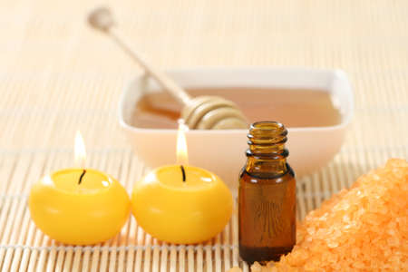 honey essential oil and fresh honey - beauty treatmentの写真素材