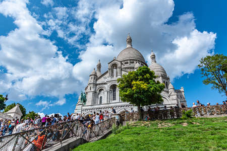 Paris, France. August 20, 2019: view of the Basilica of the Sacred Heart of Paris in montmartre.のeditorial素材