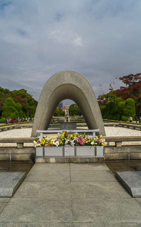 Hiroshima Peace Memorial Park is a memorial park in the center of Hiroshima, Japan. It is dedicated to the legacy of Hiroshima and to the memories of the bomb's victims.のeditorial素材