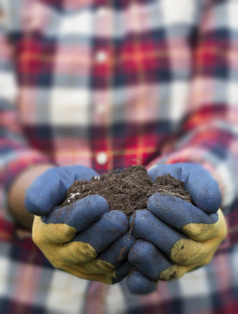 Soil handsの写真素材