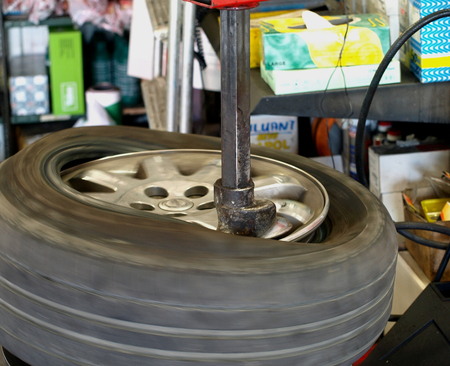 change a tireの写真素材