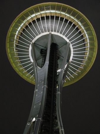 Close up of the top of the Space Needle in Seattle, Washingtonのeditorial素材