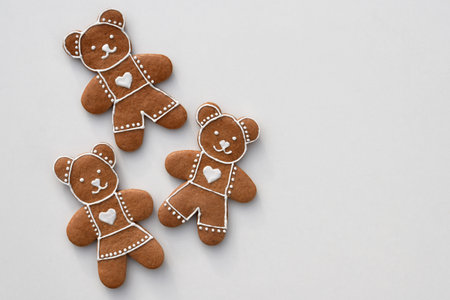 Gingerbread bears decorated with white icing, copy space for textの写真素材
