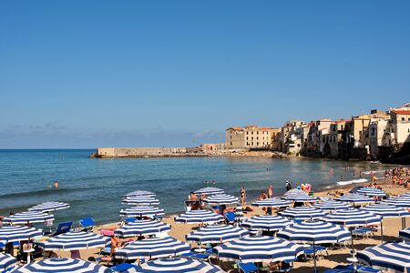 the beautiful sandy beach of the Sicilian village, a destination for many tourists Sep 28 2019 Cefalu Italyのeditorial素材